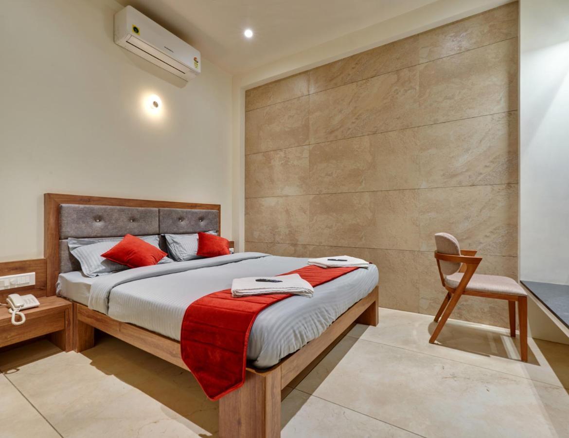 Hotel Swamini كولهابور المظهر الخارجي الصورة